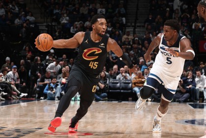 开云体育官网-NBA彩经：活塞击沉快船 马刺力克绿军 骑士擒下森林狼