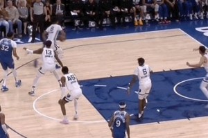 年轻的身体有个老派的灵魂，爱德华兹传承打板投篮